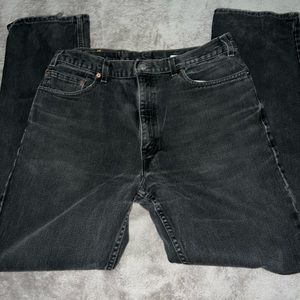 Levi’s black jeans